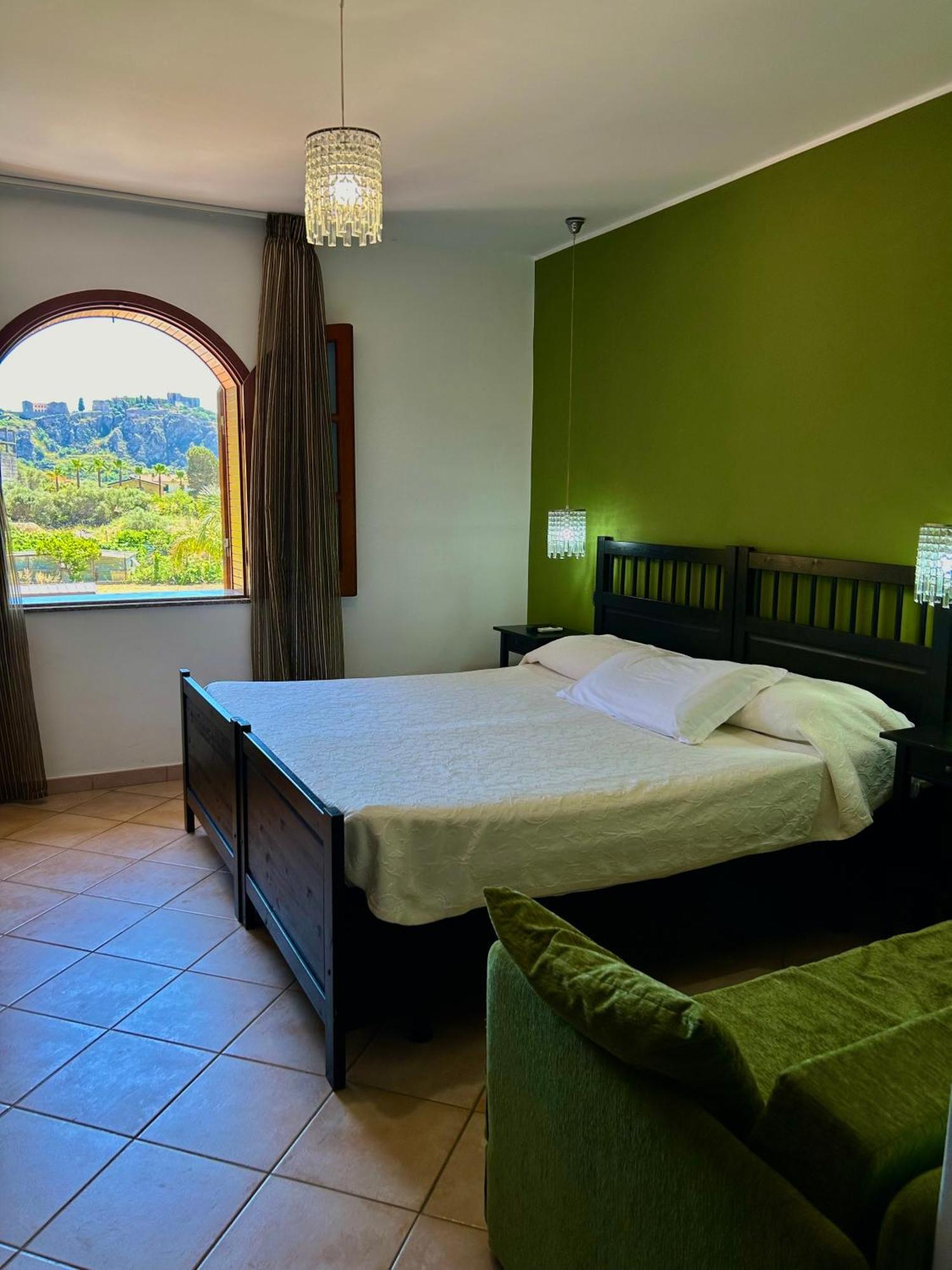 B&B Villa Rodriguez Μιλάτσο Εξωτερικό φωτογραφία