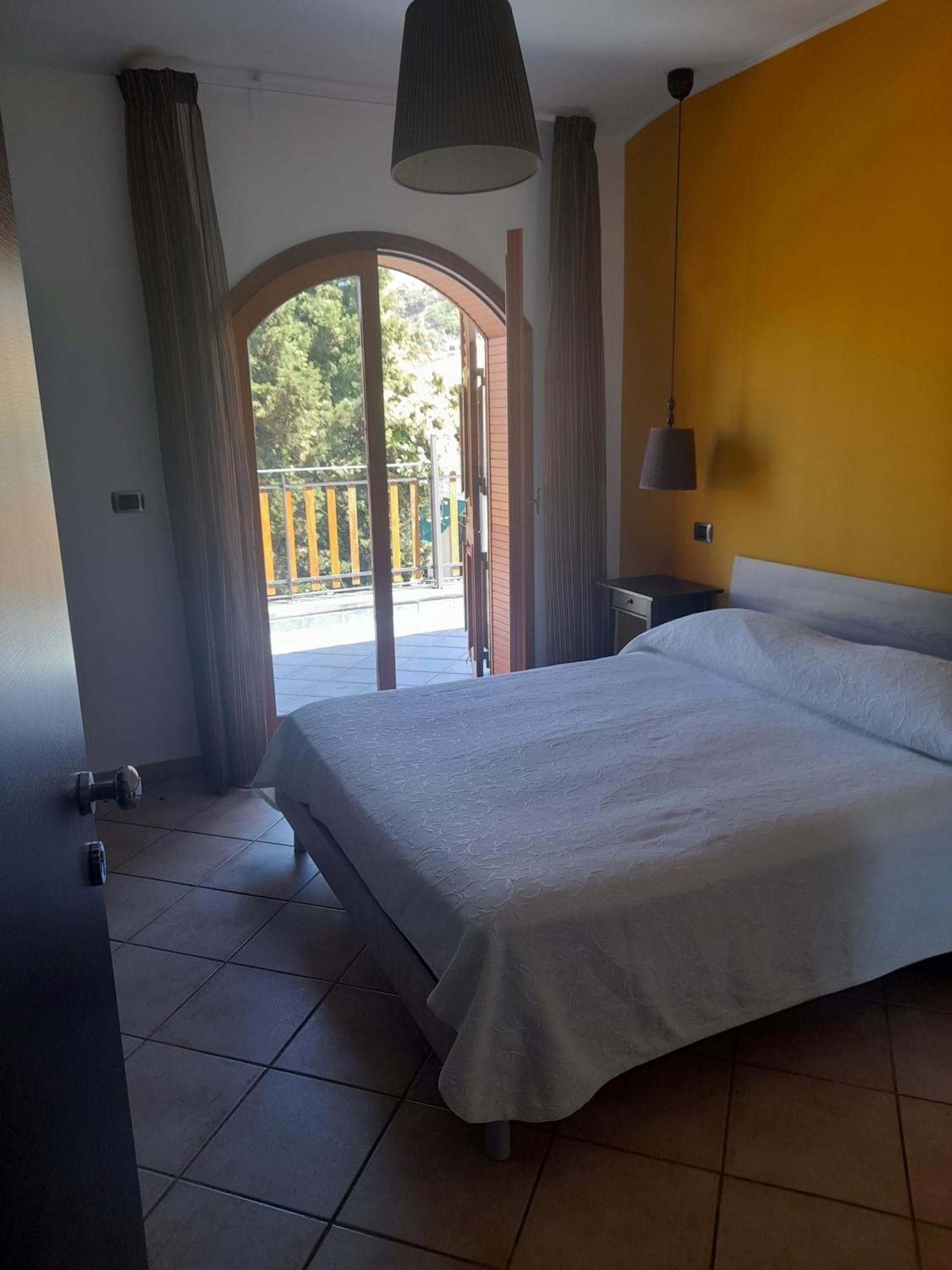 B&B Villa Rodriguez Μιλάτσο Εξωτερικό φωτογραφία