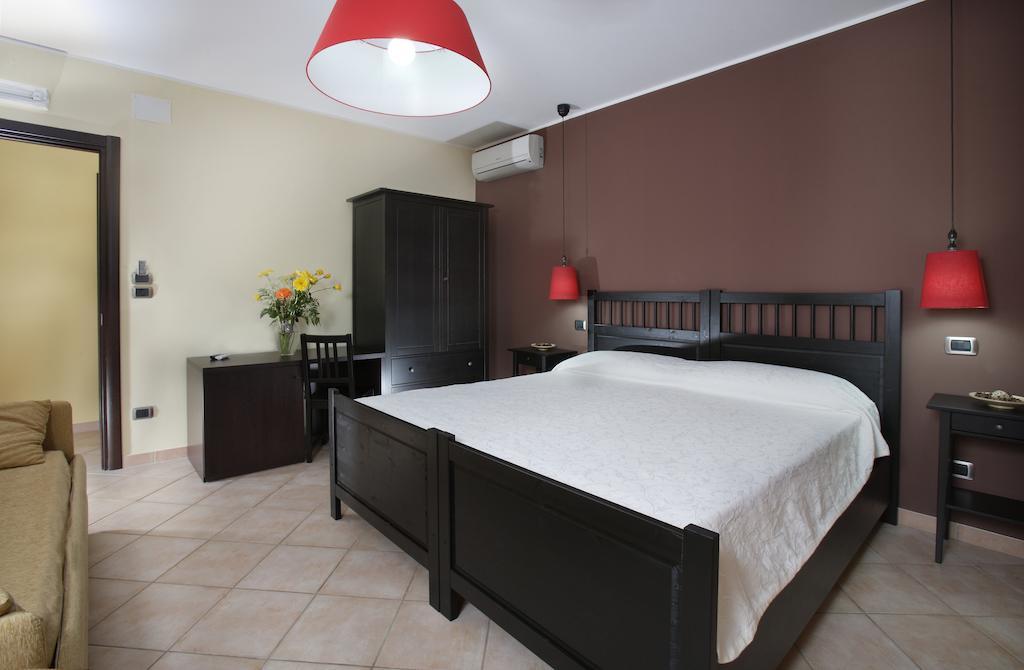 B&B Villa Rodriguez Μιλάτσο Δωμάτιο φωτογραφία